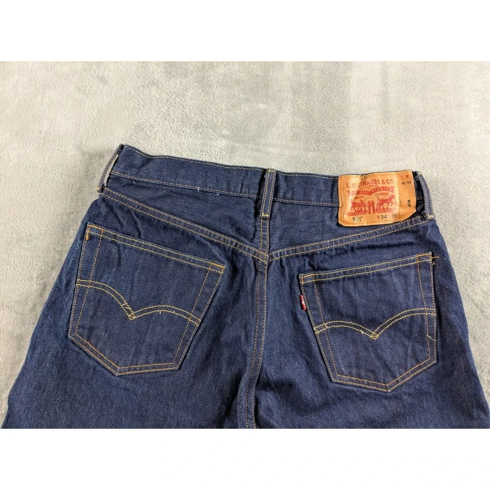 Levis 501 Jeans Men 33x34 Blue Button Fly Straight Dark Wash Raw Denim READ
